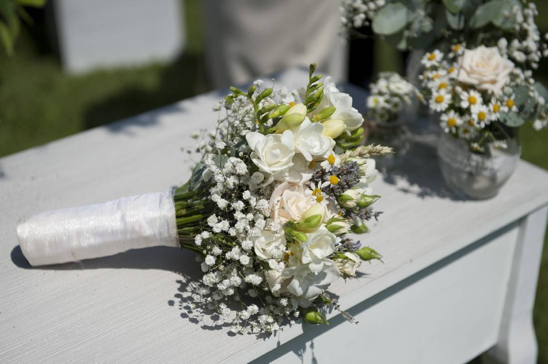 bouquet-country-shabby-fiori-campo-cascinetta-simmi-floral-design