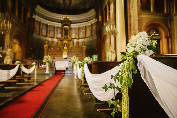 Un matrimonio oro e bianco a Villa Bria