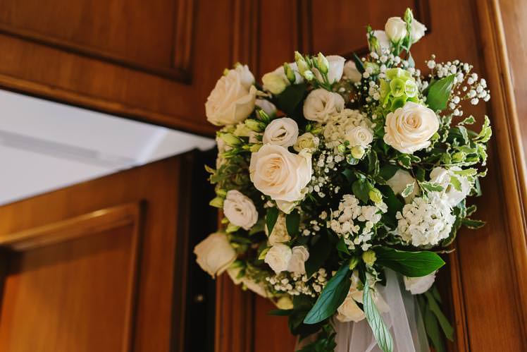 Un matrimonio oro e bianco a Villa Bria