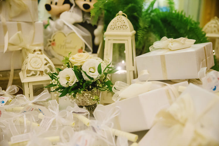 Un matrimonio oro e bianco a Villa Bria